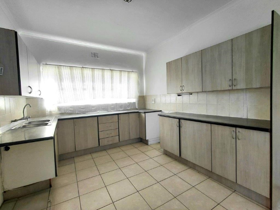 3 Bedroom Property for Sale in Van Der Stel Western Cape